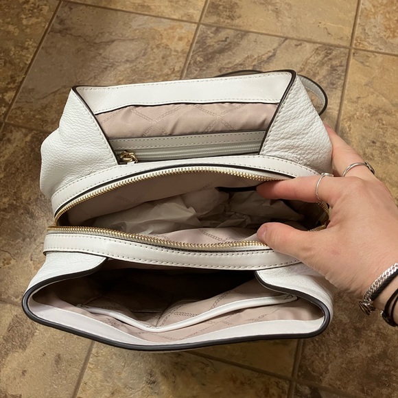 Michael Kors backpack - Picture 4 of 6